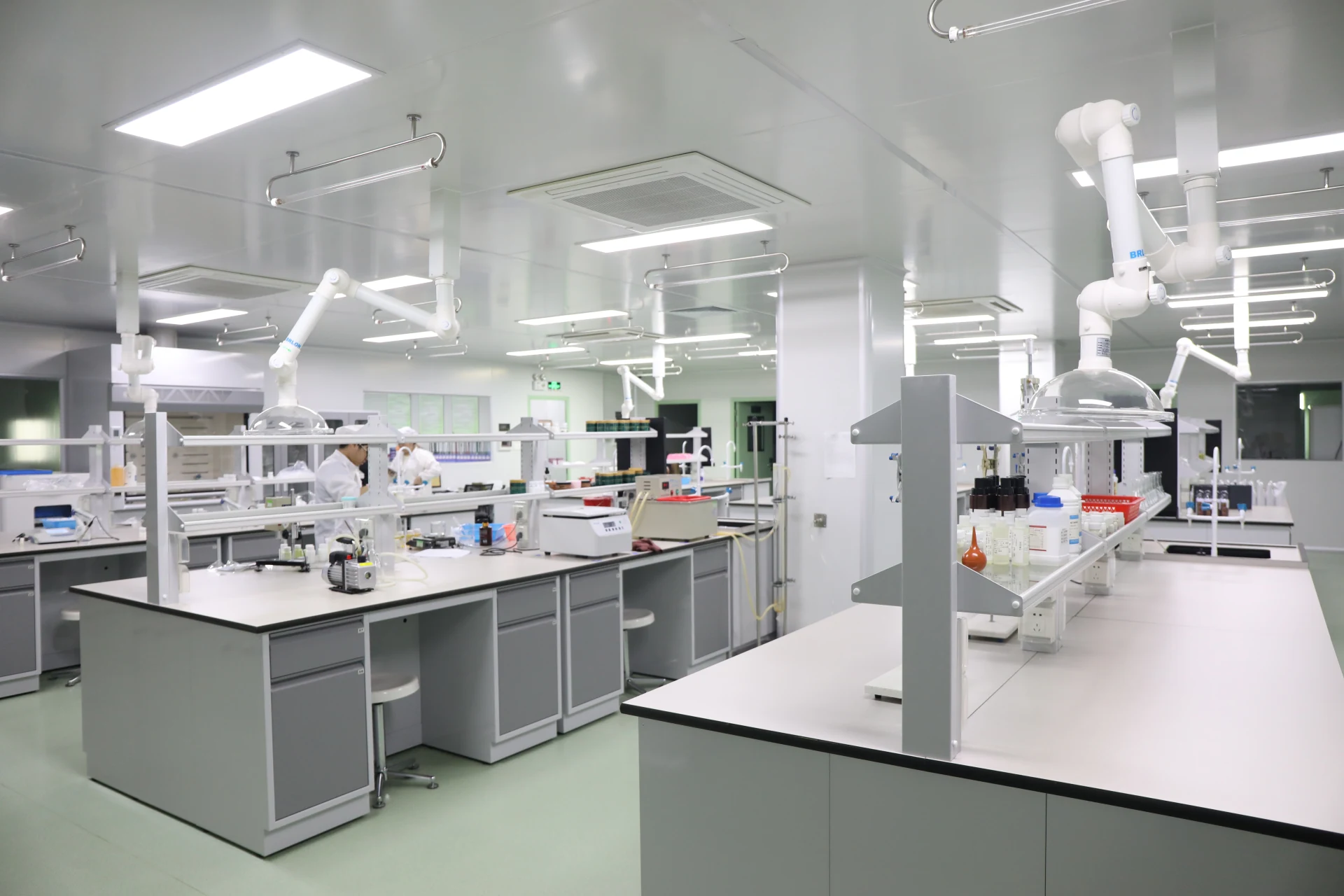 Rayzura laboratory